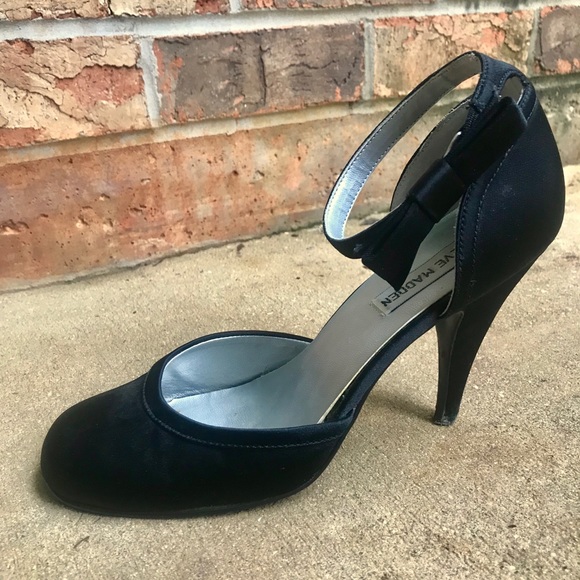 Steve Madden - Picture 2 of 3